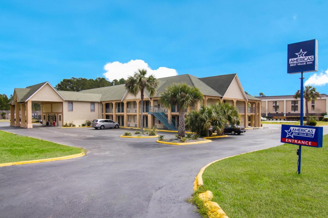 Americas Best Value Inn Darien Bagian luar foto